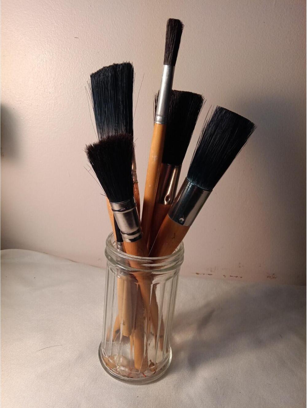 Six Utility Sash Round And Oval Paint Brushes For Painting Or Decorating  Studio